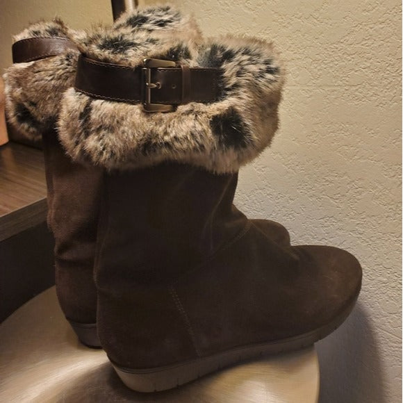 Aqualtalia Walda Fur Trimmed Boot SZ 6