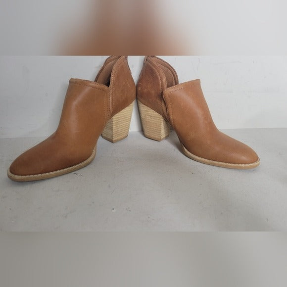 Jeffrey Campbell Rosalee Bootie SZ 9.5