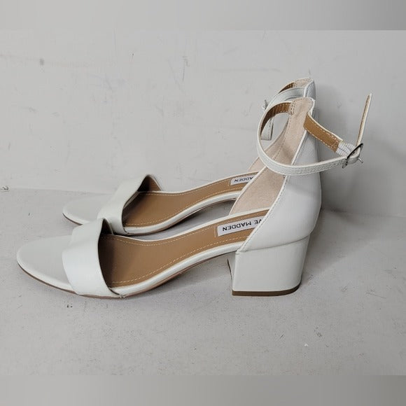 Steve Madden Women's Irenee Block Heel Sandal w/Ankle Strap SZ 8.5 in White