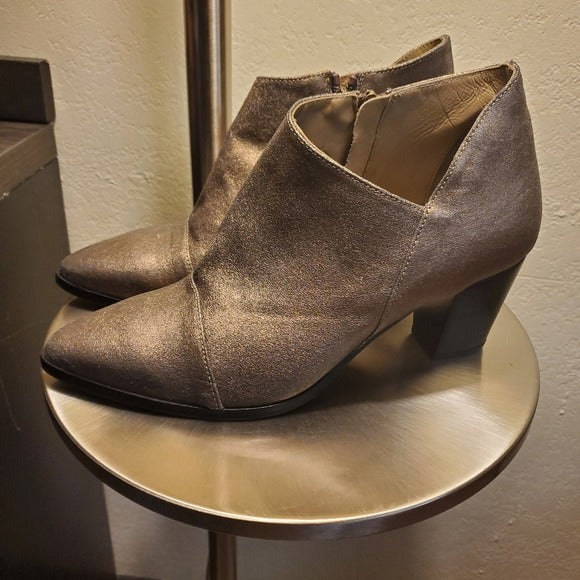 Italeau Marissa Women's Leather Waterproof Pointy Toe Bootie in Bronze SZ 40