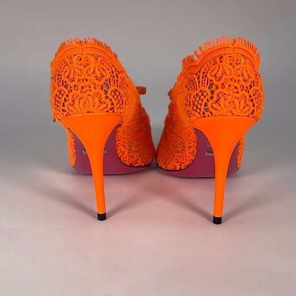 Authentic Gucci Women's Virginia 95 Orange Cotton & Leather Lace Heels Size 37