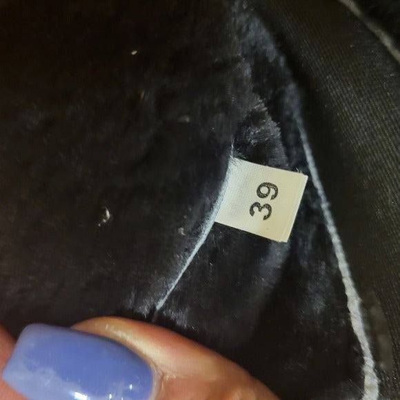 Montelliana Tamara Genuine Shearling Lined Boot SZ 39