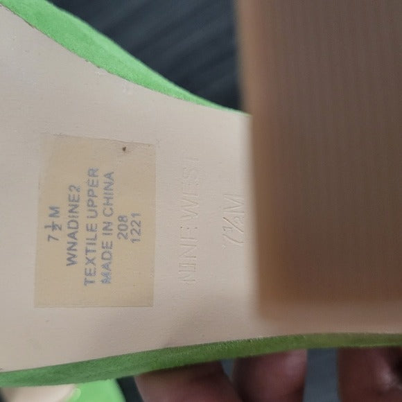 Ninewest Bedazzled Adine Platform Sandals SZ 7.5 in Green