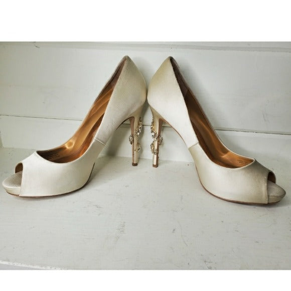 Badgley Mischka Kiara Crystal Back Pump SZ 8.5