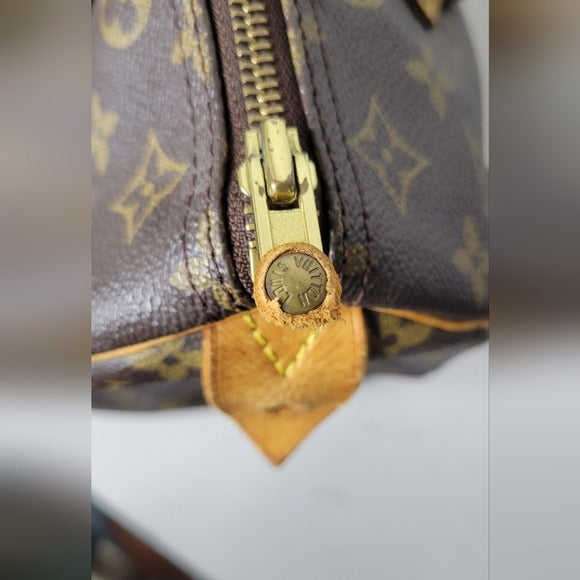 Louis Vuitton Speedy 30