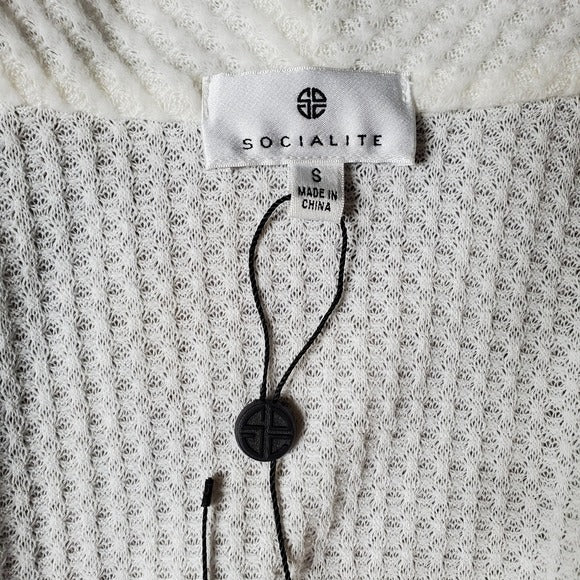 Socialite Fly Away Ivory Cardigan SZ Small