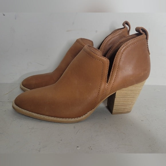 Jeffrey Campbell Rosalee Bootie SZ 9.5