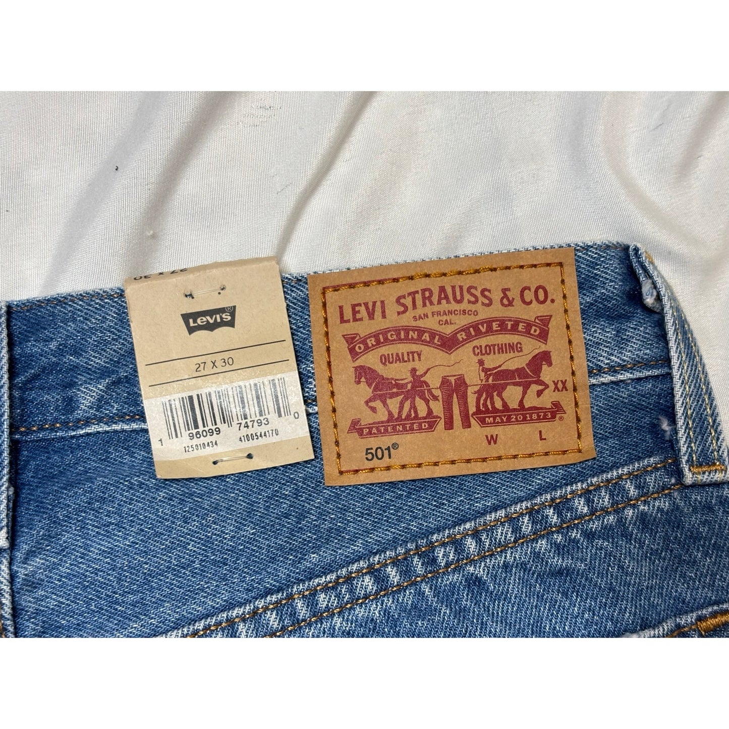 Levi’s 501 Original Distressed High Rise Straight Leg Jeans SZ 27X30