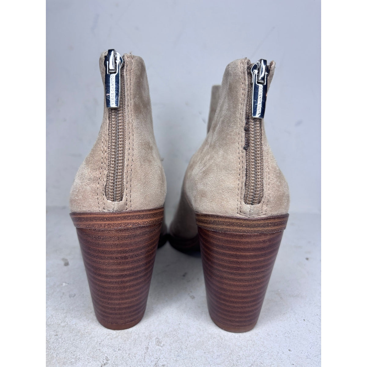 Vince Camuto Gigietta Suede Ankle Boots SZ 9.5