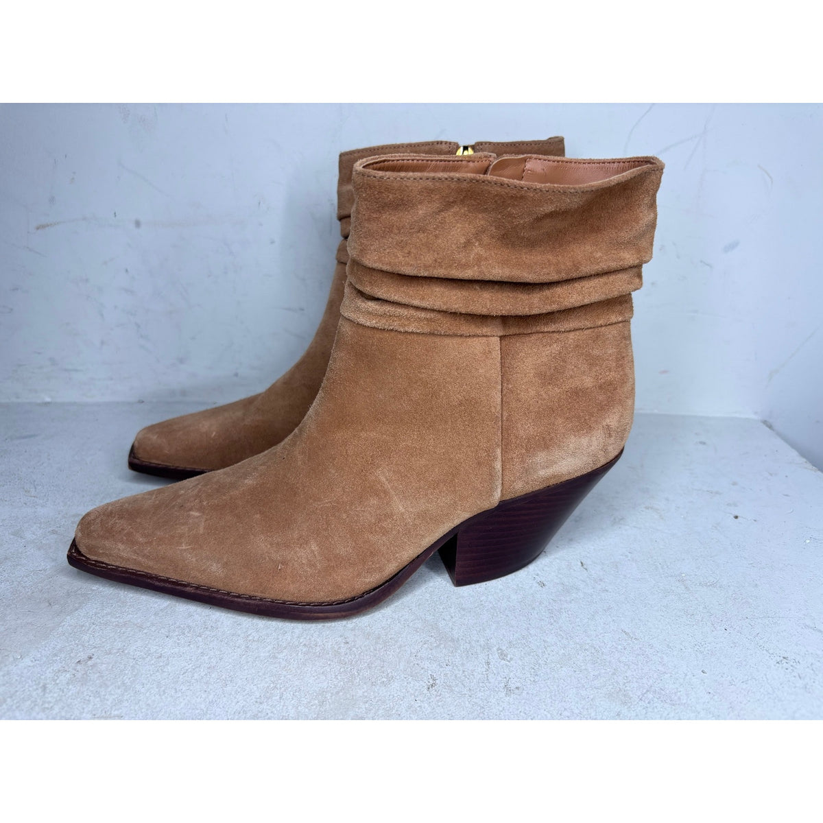 Vince Camuto Nerlinji Bootie SZ 9.5